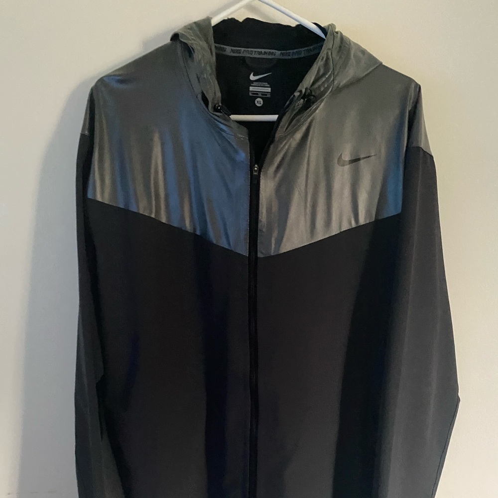 Men’s Nike rain running jacket